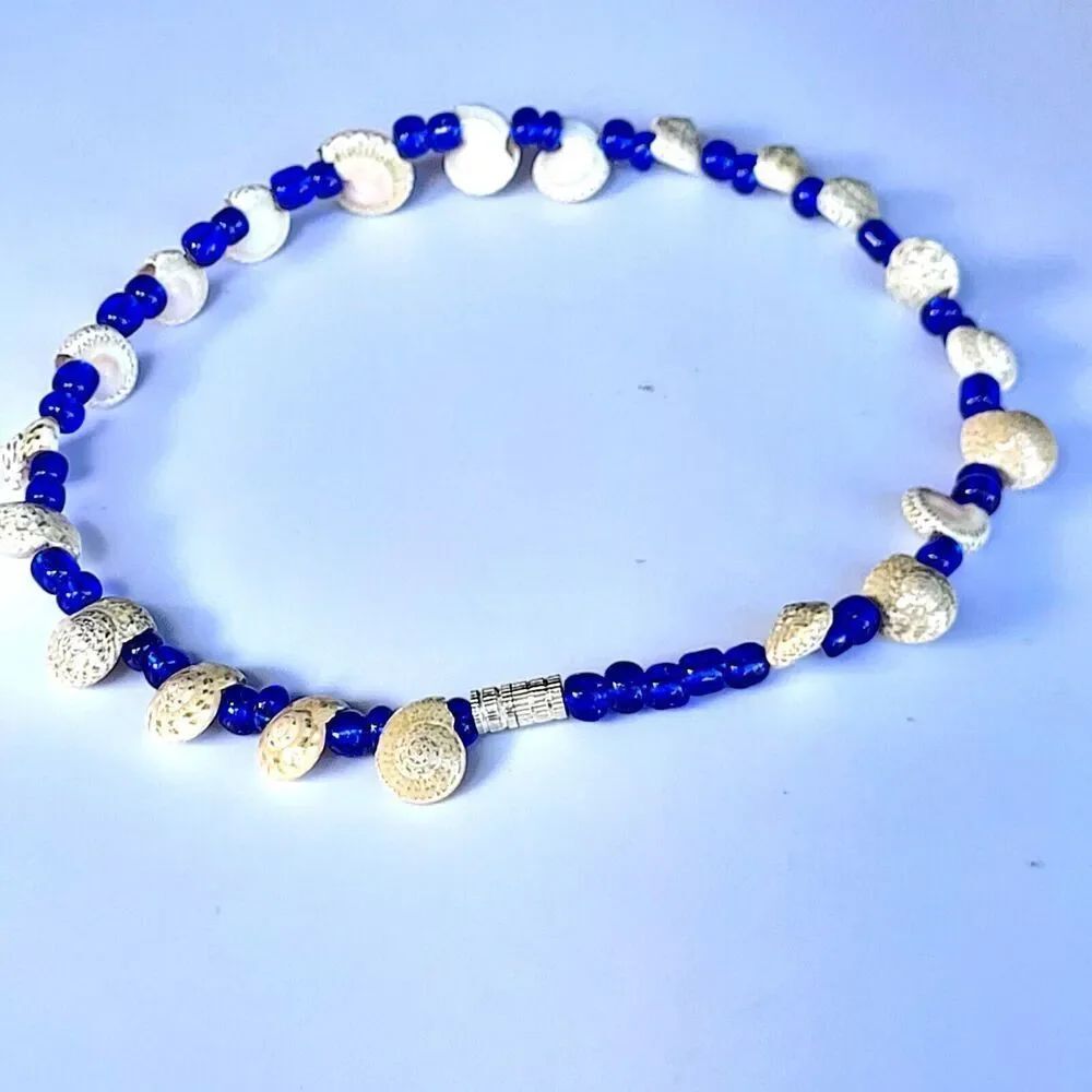Cobalt Blue Glass and Shell Anklet 9.75 in barrel clasp